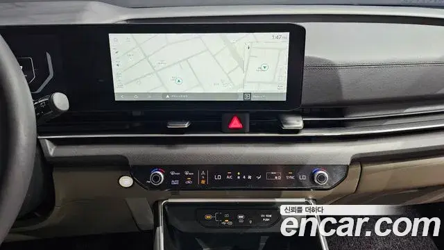 Kia Carnival 2024 — Фото 12/20