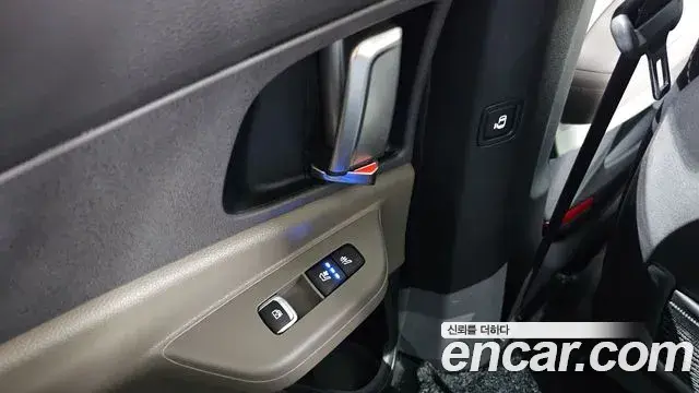 Kia Carnival 2024 — Фото 20/20