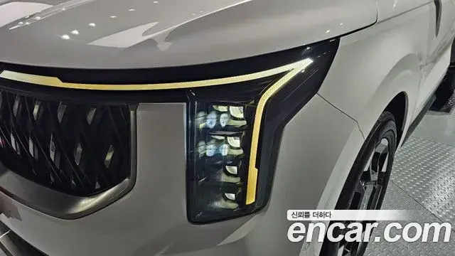 Kia Carnival 2024 — ფოტო 9/30