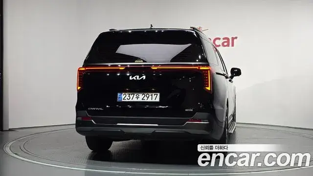 Kia Carnival 2024 — Photo 16/34
