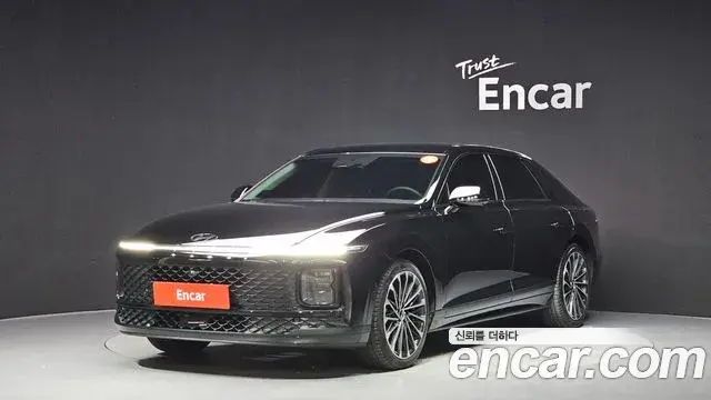 Hyundai Grandeur Hybrid 2025 — Photo 14/33
