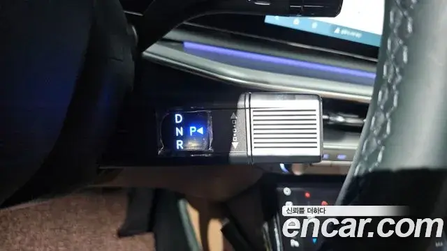 Hyundai Grandeur Hybrid 2025 — Photo 19/33
