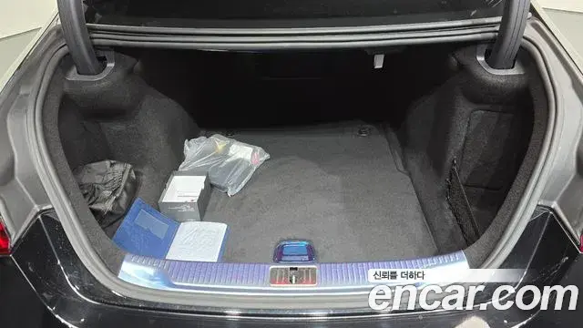 Mercedes-Benz S-Class 2021 — Şəkil 23/30