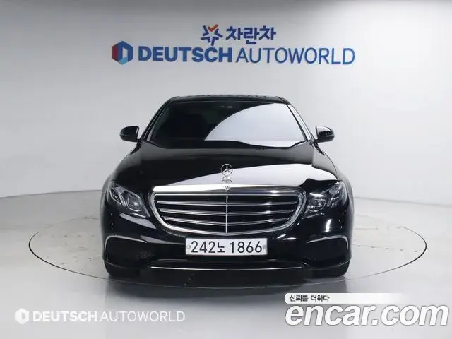 Mercedes-Benz E-Class 2019 — Şəkil 9/20