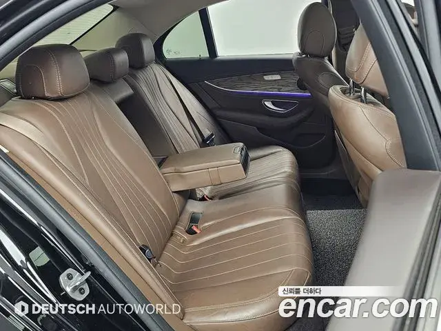 Mercedes-Benz E-Class 2019 — Şəkil 8/20