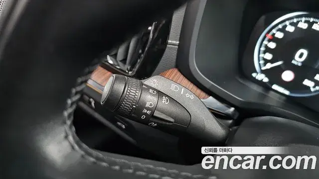 Volvo S60 2021 — Photo 13/40