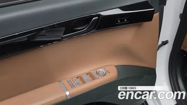 Hyundai Grandeur 2023 — Фото 19/20