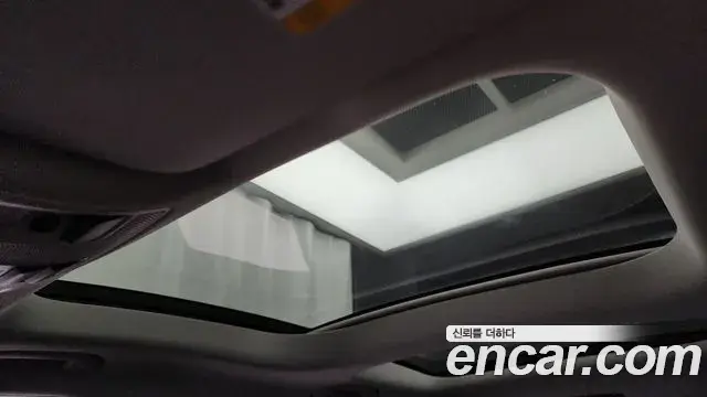 Mercedes-Benz GLA-Class 2019 — Şəkil 12/20