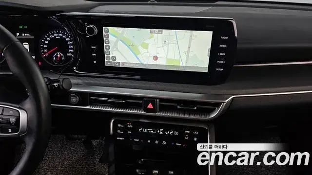 Kia K5 2023 — Photo 7/32