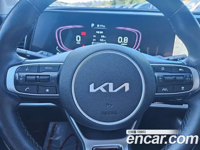 Kia Sportage 2023 — Фото 16/19