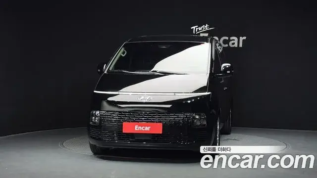 Hyundai Staria 2022 — Photo 5/31