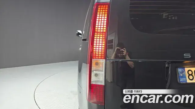 Hyundai Staria 2022 — Photo 10/31