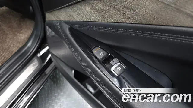 Kia K8 2021 — ფოტო 20/32