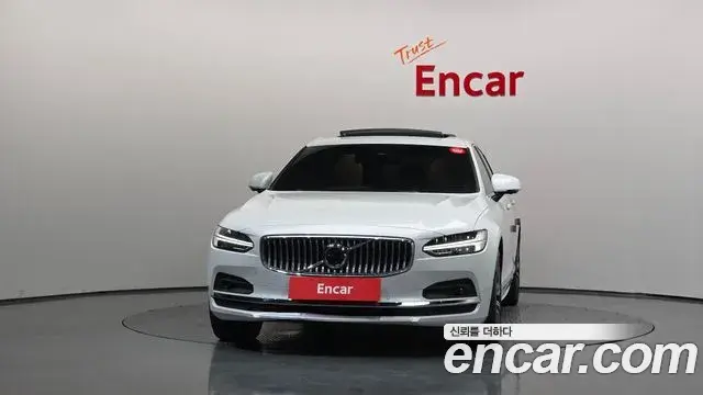 Volvo S90 2023 — Photo 4/20