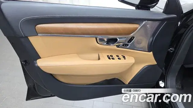 Volvo S90 2019 — Şəkil 25/34