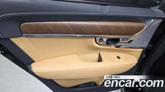 Volvo S90 2019 — Şəkil 21/34