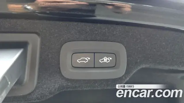 Volvo S90 2019 — Şəkil 27/34