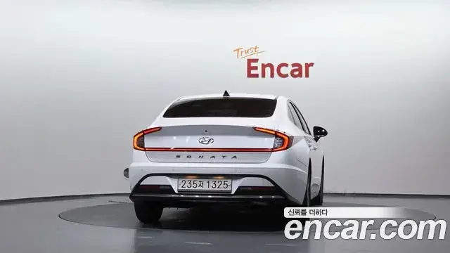 Hyundai Sonata 2019 — Фото 4/20