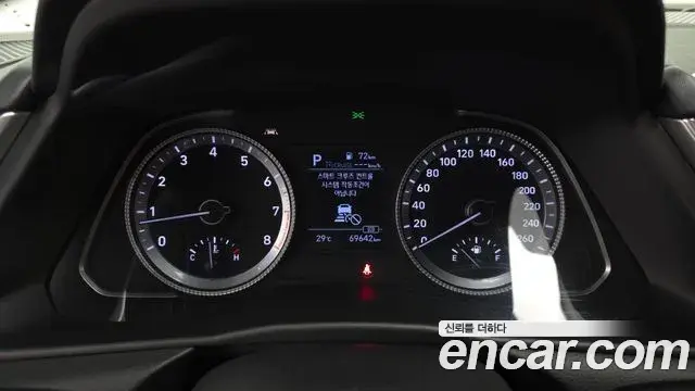 Hyundai Sonata 2019 — Фото 8/20