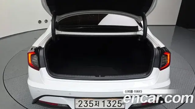 Hyundai Sonata 2019 — Фото 20/20