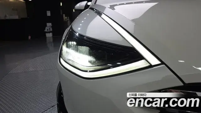 Hyundai Sonata Hybrid 2019 — Şəkil 10/31