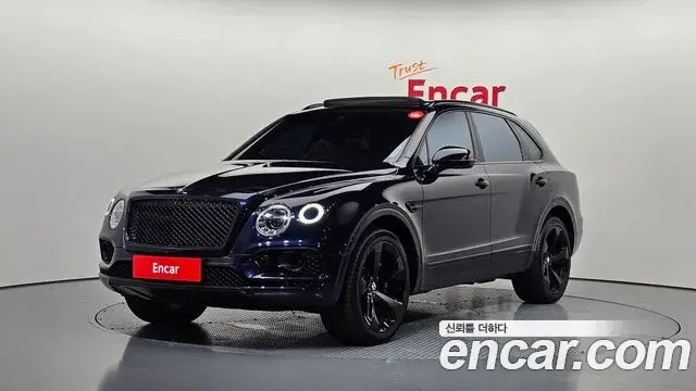 Bentley Bentayga 2018 — Şəkil 8/20