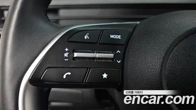 Hyundai Staria 2025 — Şəkil 25/34