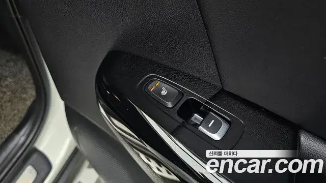 Kia Sportage The Bold 2019 — ფოტო 24/30
