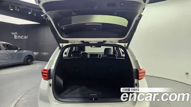 Kia Sportage The Bold 2019 — ფოტო 23/30