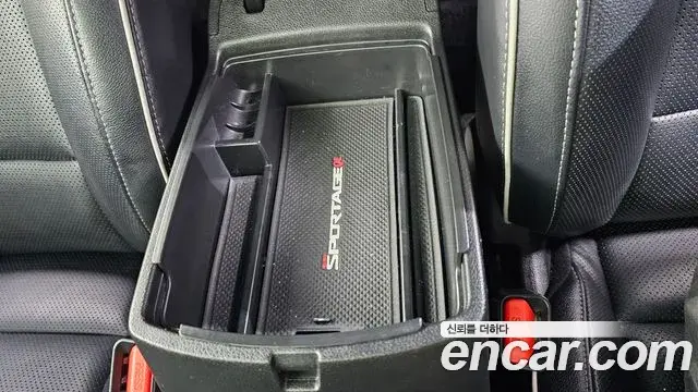 Kia Sportage The Bold 2019 — ფოტო 18/30