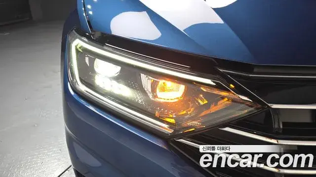 Volkswagen Jetta 2021 — Photo 22/33