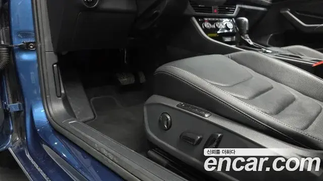 Volkswagen Jetta 2021 — Photo 25/33
