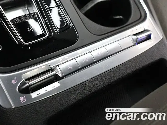 Kia Carnival 2024 — Şəkil 13/20
