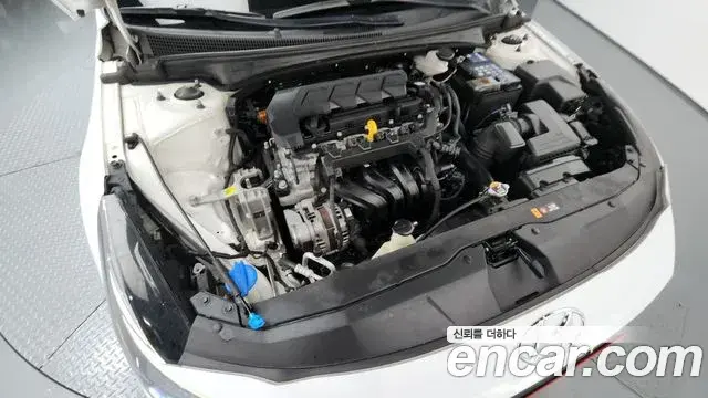 Hyundai The New Avante Hybrid 2021 — Şəkil 6/20