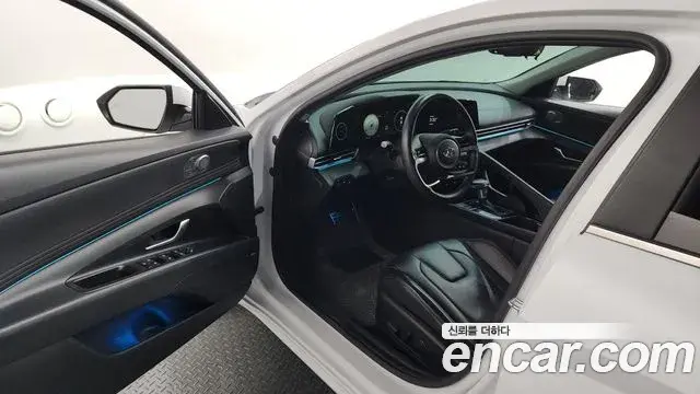 Hyundai The New Avante Hybrid 2021 — Şəkil 12/20