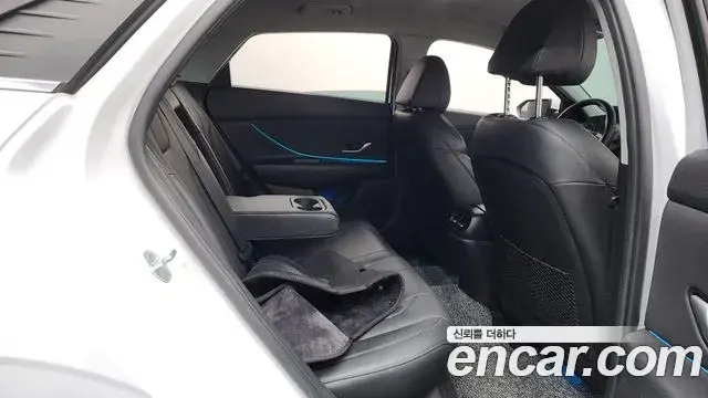 Hyundai The New Avante Hybrid 2021 — Şəkil 15/20