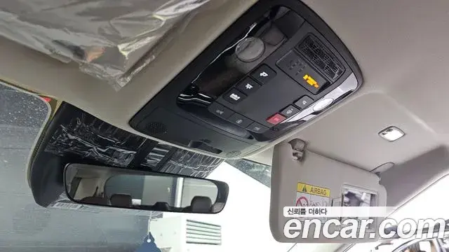 Kia Carnival 2025 — Фото 19/20