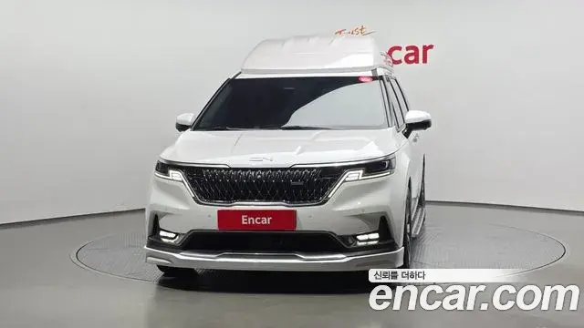Kia Carnival 2022 — ფოტო 10/20