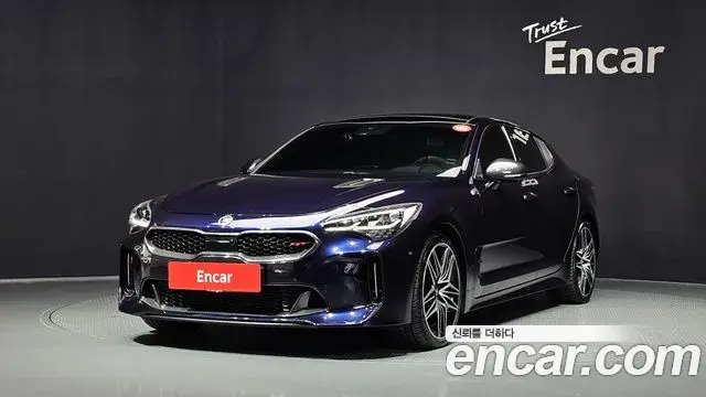 Kia Stinger 2018 — Şəkil 29/37