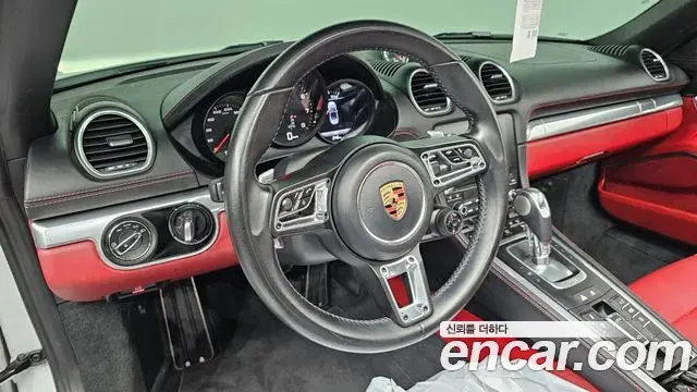 Porsche 718 Boxster 2019 — ფოტო 24/30