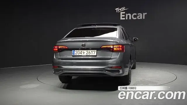 Volkswagen Jetta 2024 — Şəkil 26/36