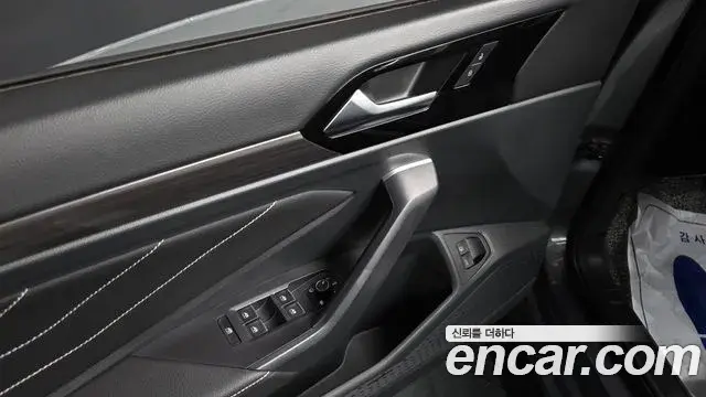 Volkswagen Jetta 2024 — Şəkil 28/36