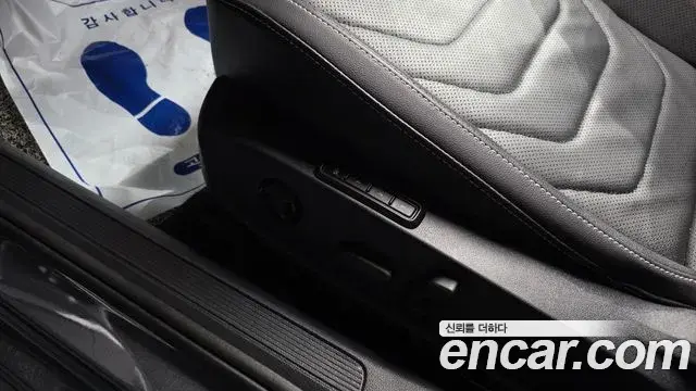Volkswagen Jetta 2024 — Şəkil 35/36