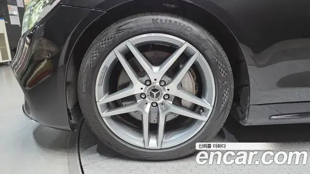 Mercedes-Benz S-Class 2019 — ფოტო 8/20