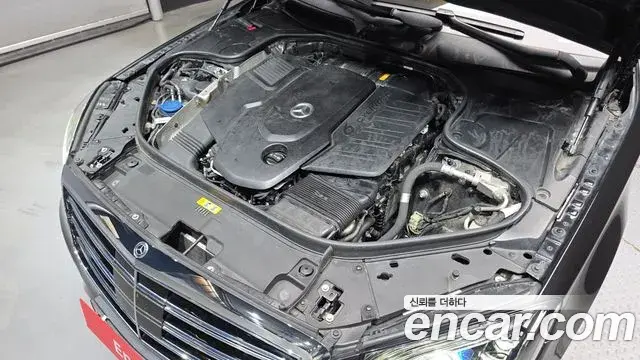 Mercedes-Benz S-Class 2019 — ფოტო 3/20