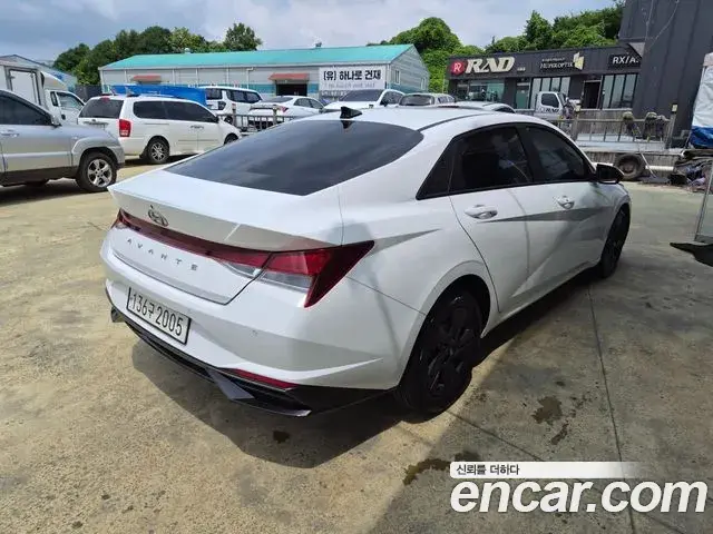 Hyundai Avante 2023 — Фото 2/20