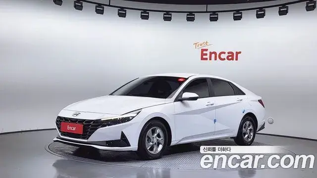 Hyundai The New Avante Hybrid 2023 — Photo 6/30