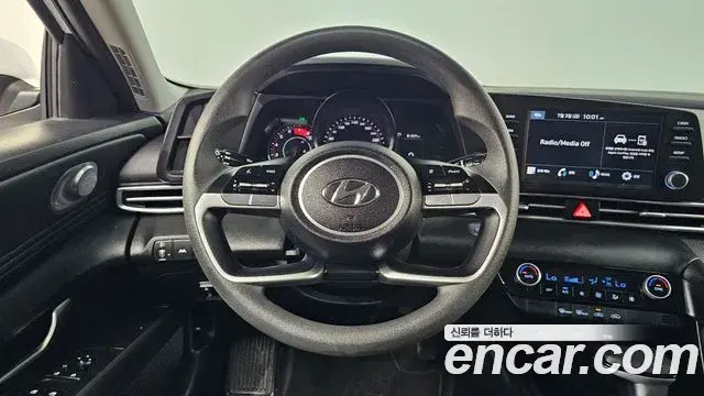 Hyundai The New Avante Hybrid 2023 — Photo 30/30