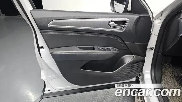 Renault Samsung XM3 2021 — ფოტო 3/30