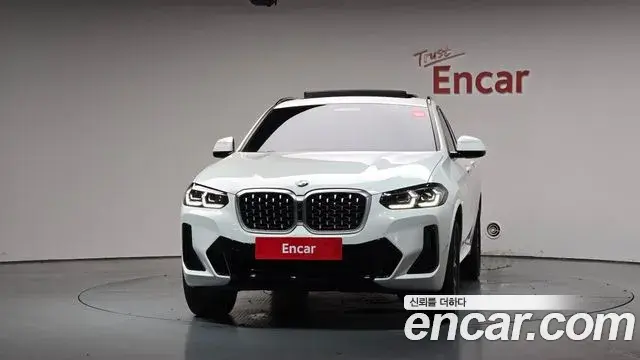 BMW X4 2023 — Фото 3/20